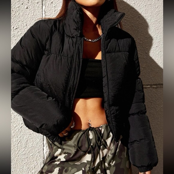 Jackets & Blazers - Cozy zip up puffer jacket